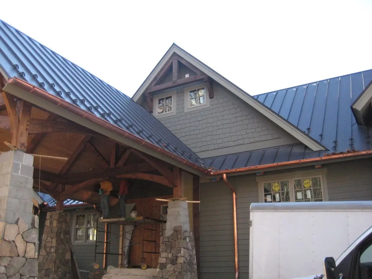 Craftsman Roofing team delivering quality roofing work in Arcola